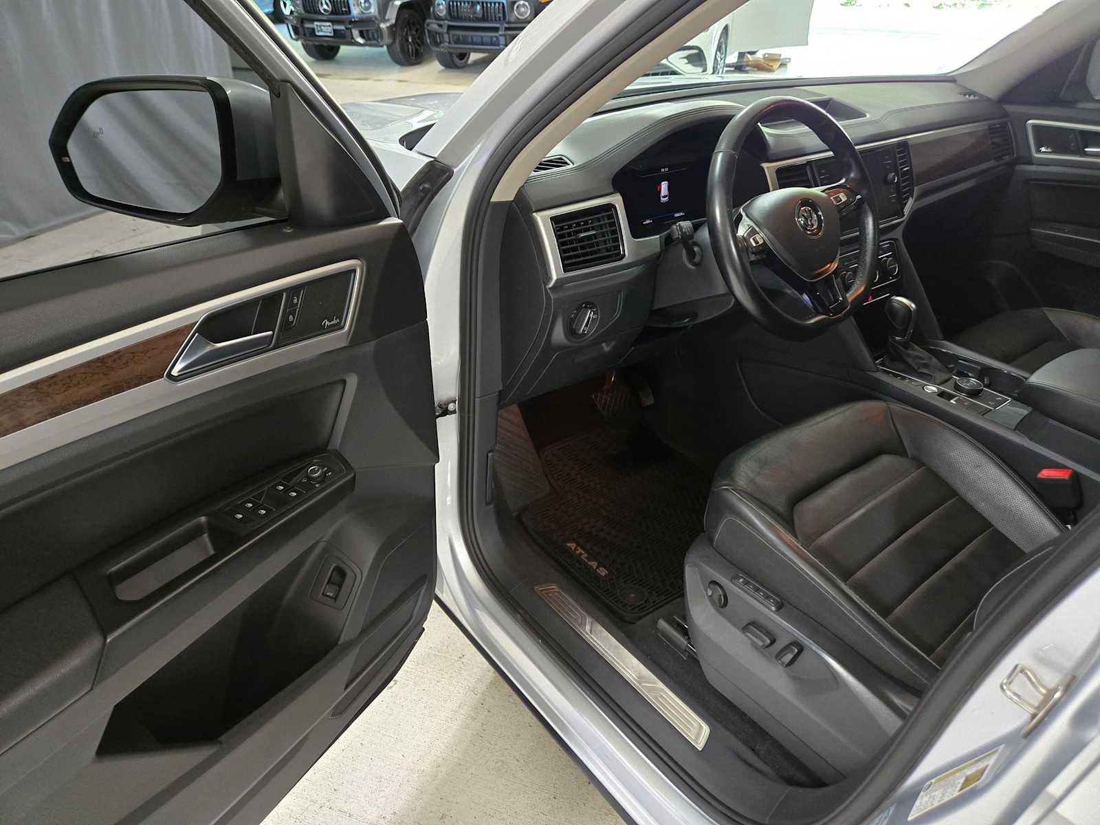 2018 Volkswagen Atlas 3.6L V6 SEL Premium