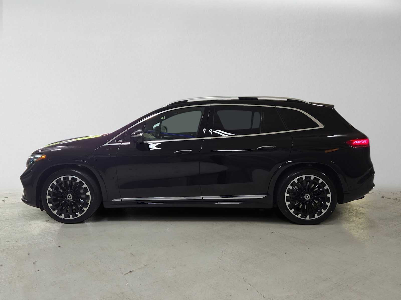 2027 Mercedes-Benz EQS 400 4MATIC® SUV