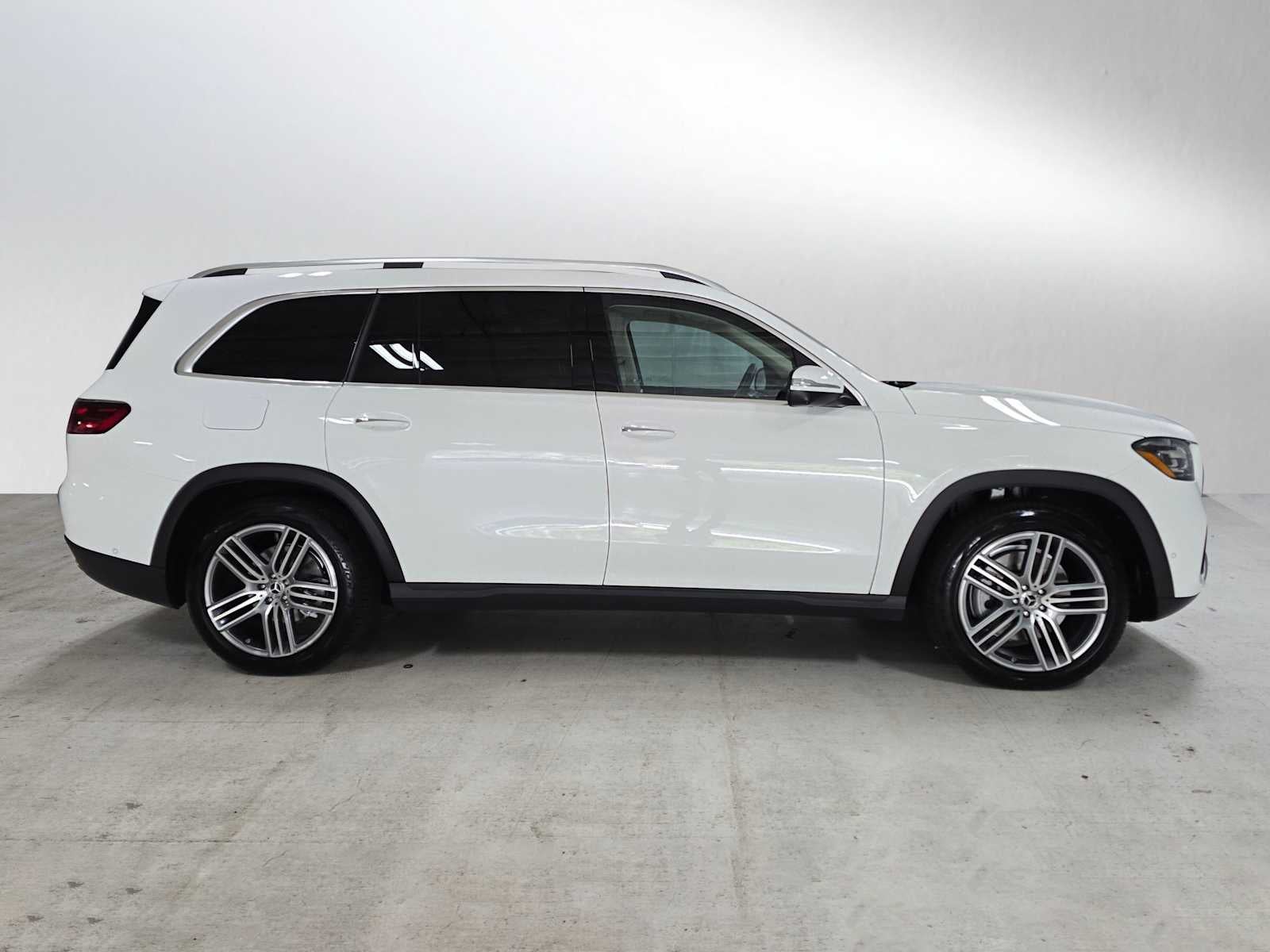 2026 Mercedes-Benz GLS 450 4MATIC® SUV