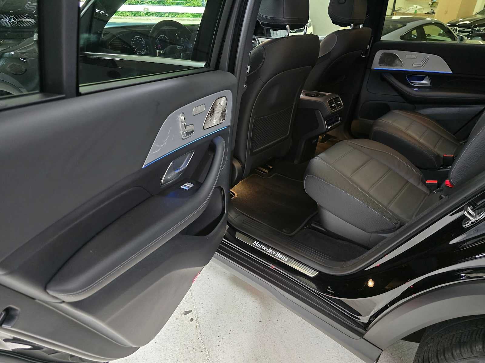 2025 Mercedes-Benz GLS 450 4MATIC® SUV