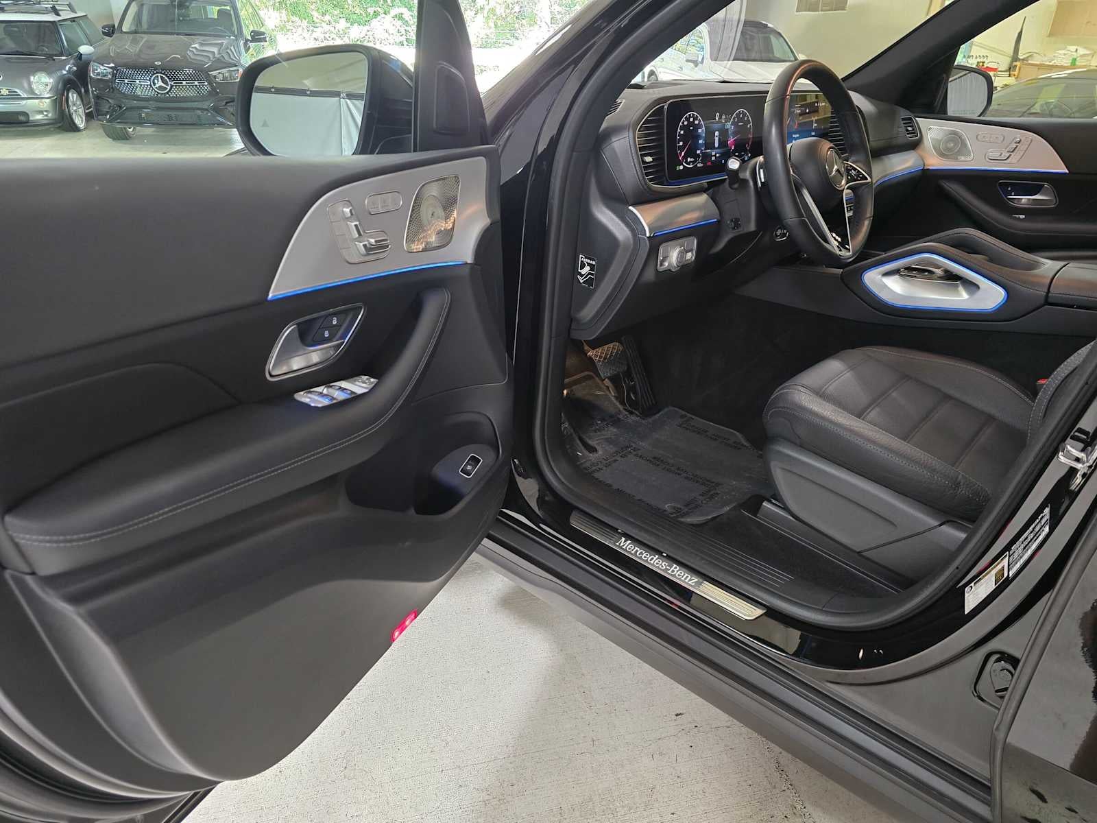 2025 Mercedes-Benz GLS 450 4MATIC® SUV