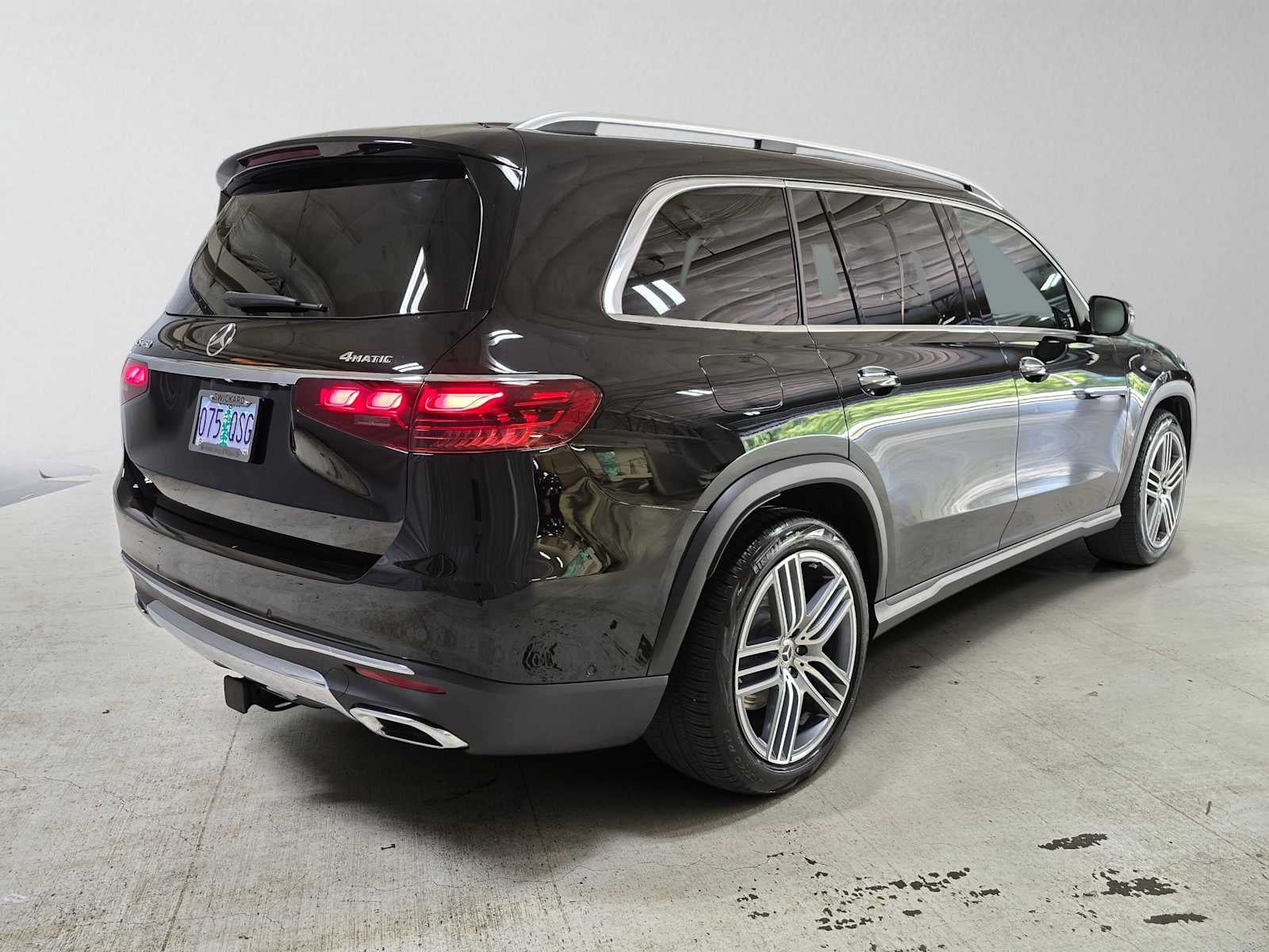 2025 Mercedes-Benz GLS 450 4MATIC® SUV