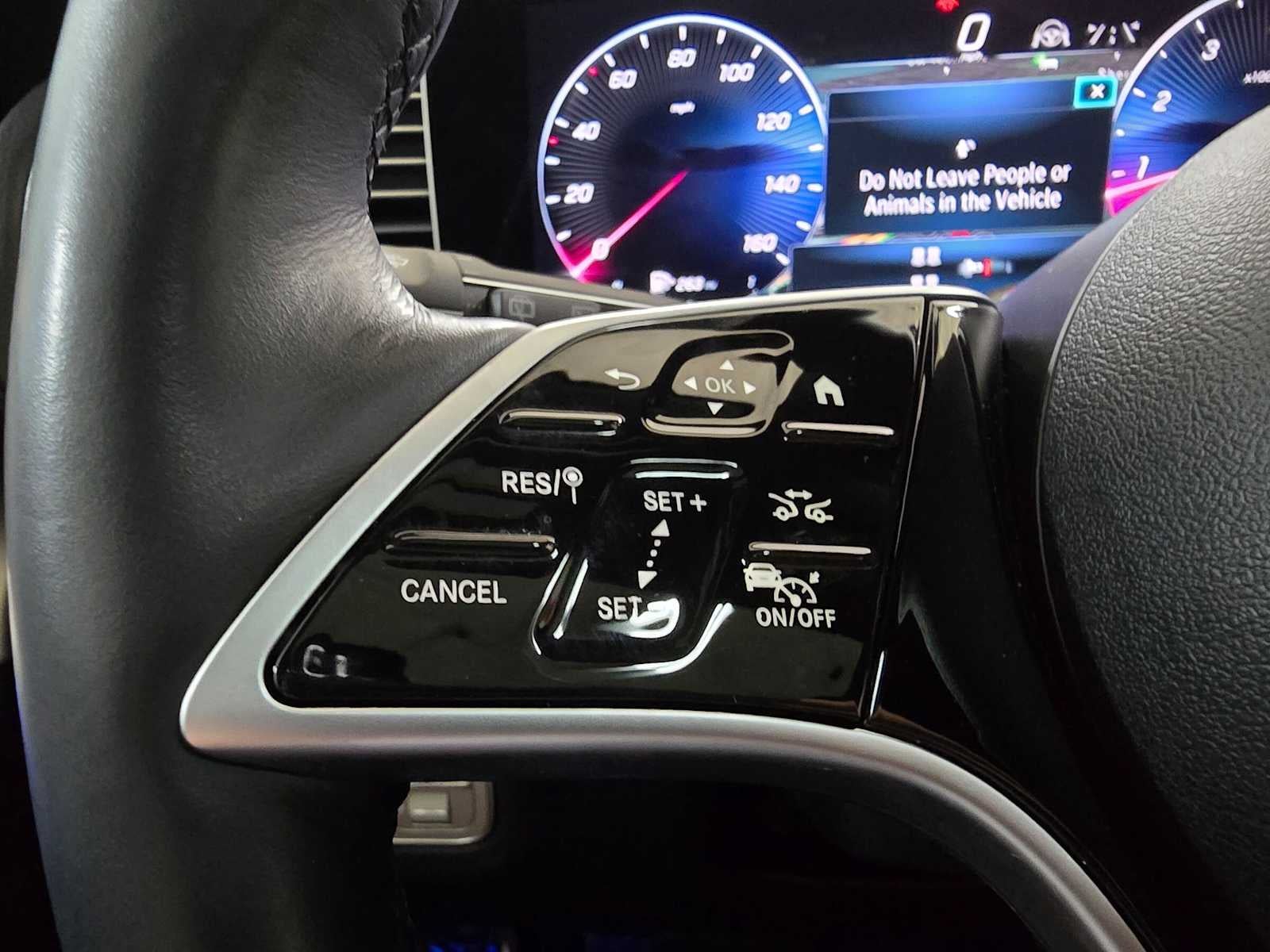 2025 Mercedes-Benz GLS 450 4MATIC® SUV