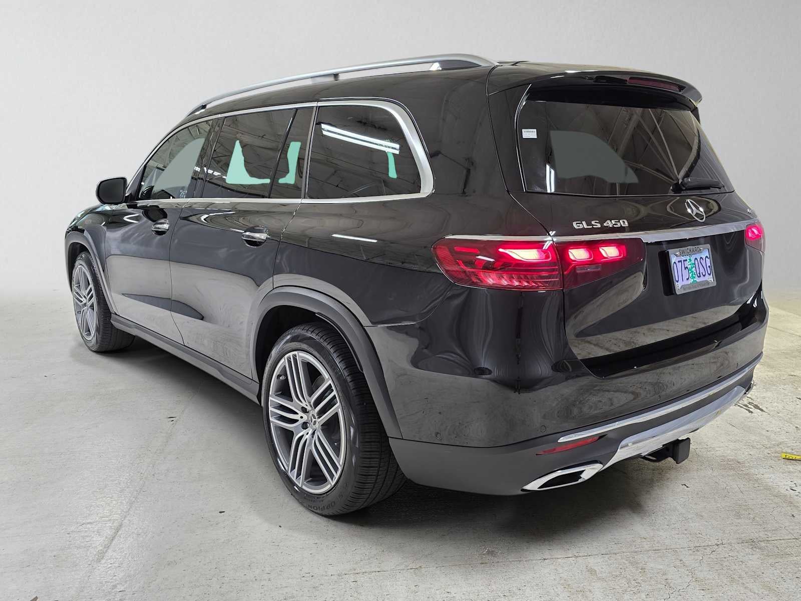 2025 Mercedes-Benz GLS 450 4MATIC® SUV