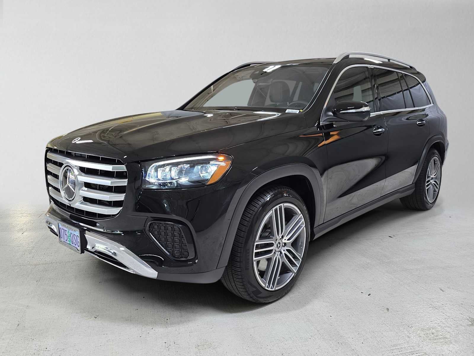 2025 Mercedes-Benz GLS 450 4MATIC® SUV