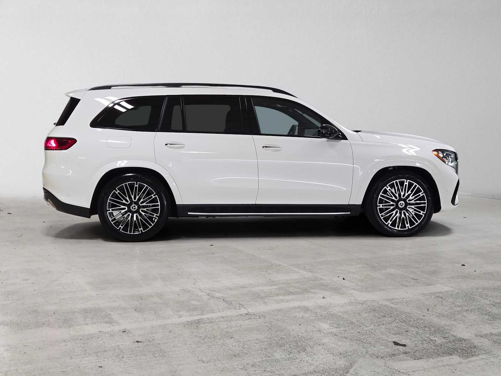 2027 Mercedes-Benz GLS 450 4MATIC® SUV