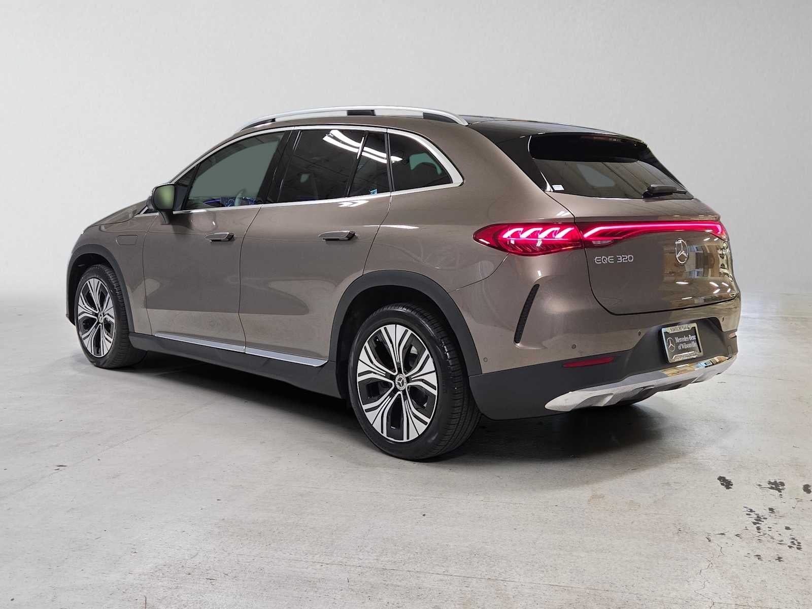 2027 Mercedes-Benz EQE 320 4MATIC® SUV