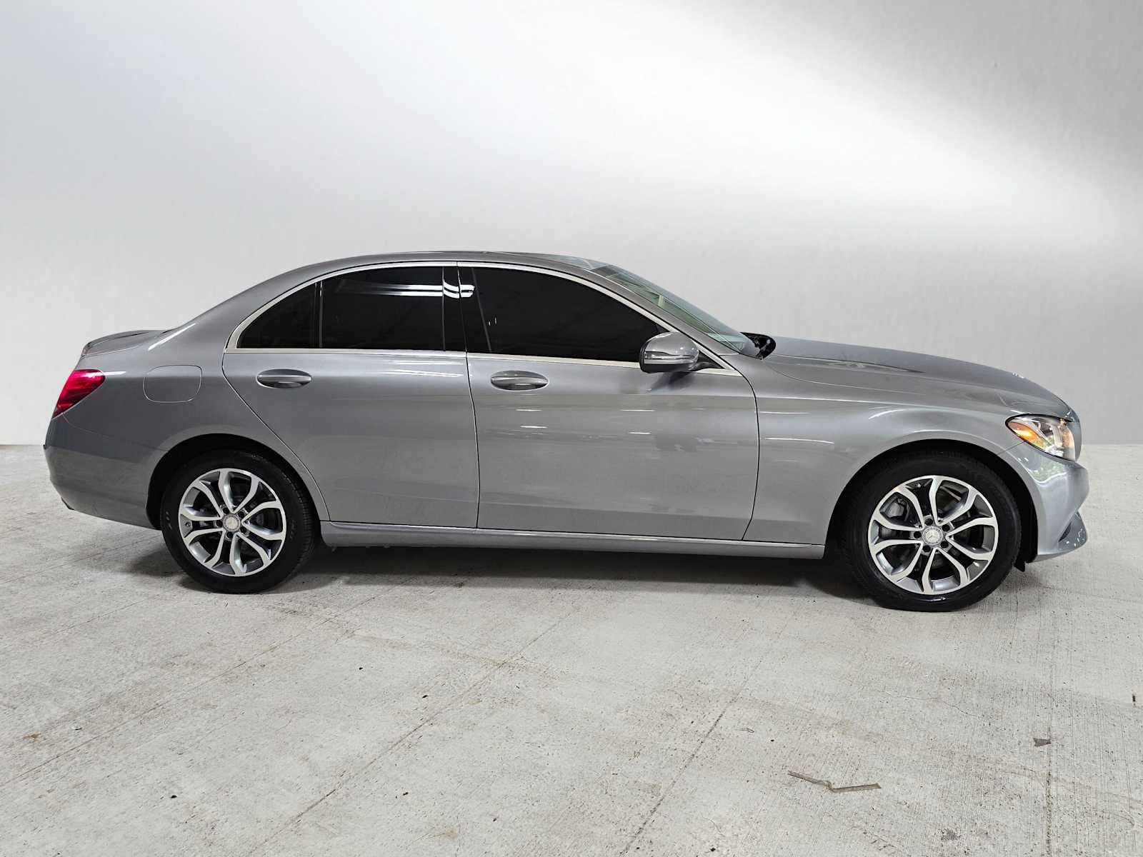 2016 Mercedes-Benz C 300 4dr Sdn 4MATIC®