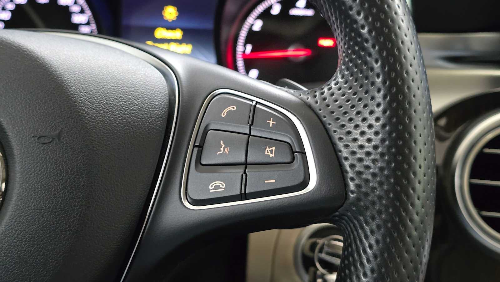 2016 Mercedes-Benz C 300 4dr Sdn 4MATIC®