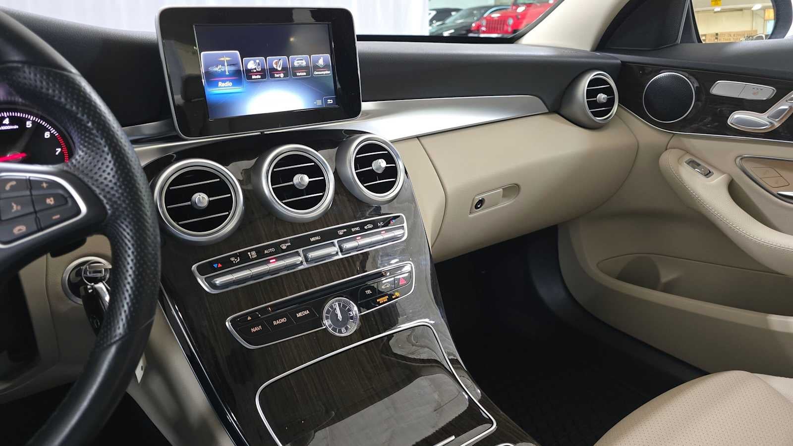 2016 Mercedes-Benz C 300 4dr Sdn 4MATIC®