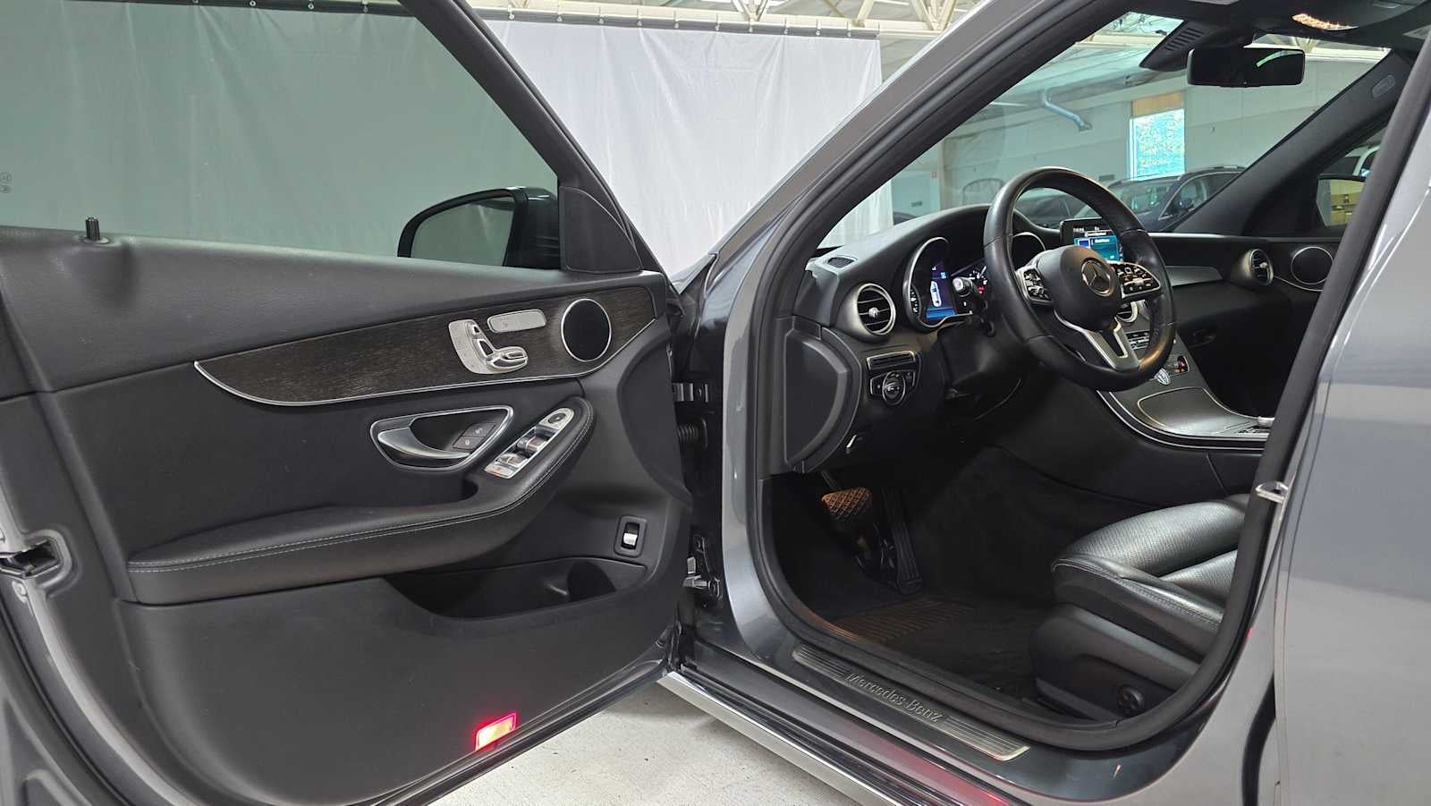 2019 Mercedes-Benz C 300 Sedan