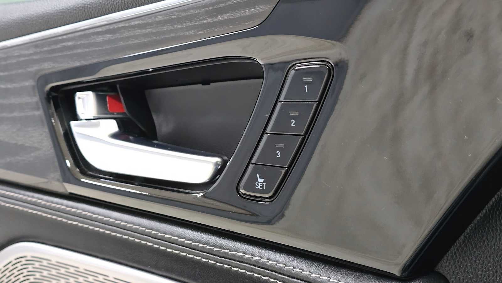 2023 Acura MDX w/Advance Package