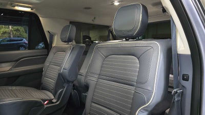 2024 Lincoln Navigator L Black Label