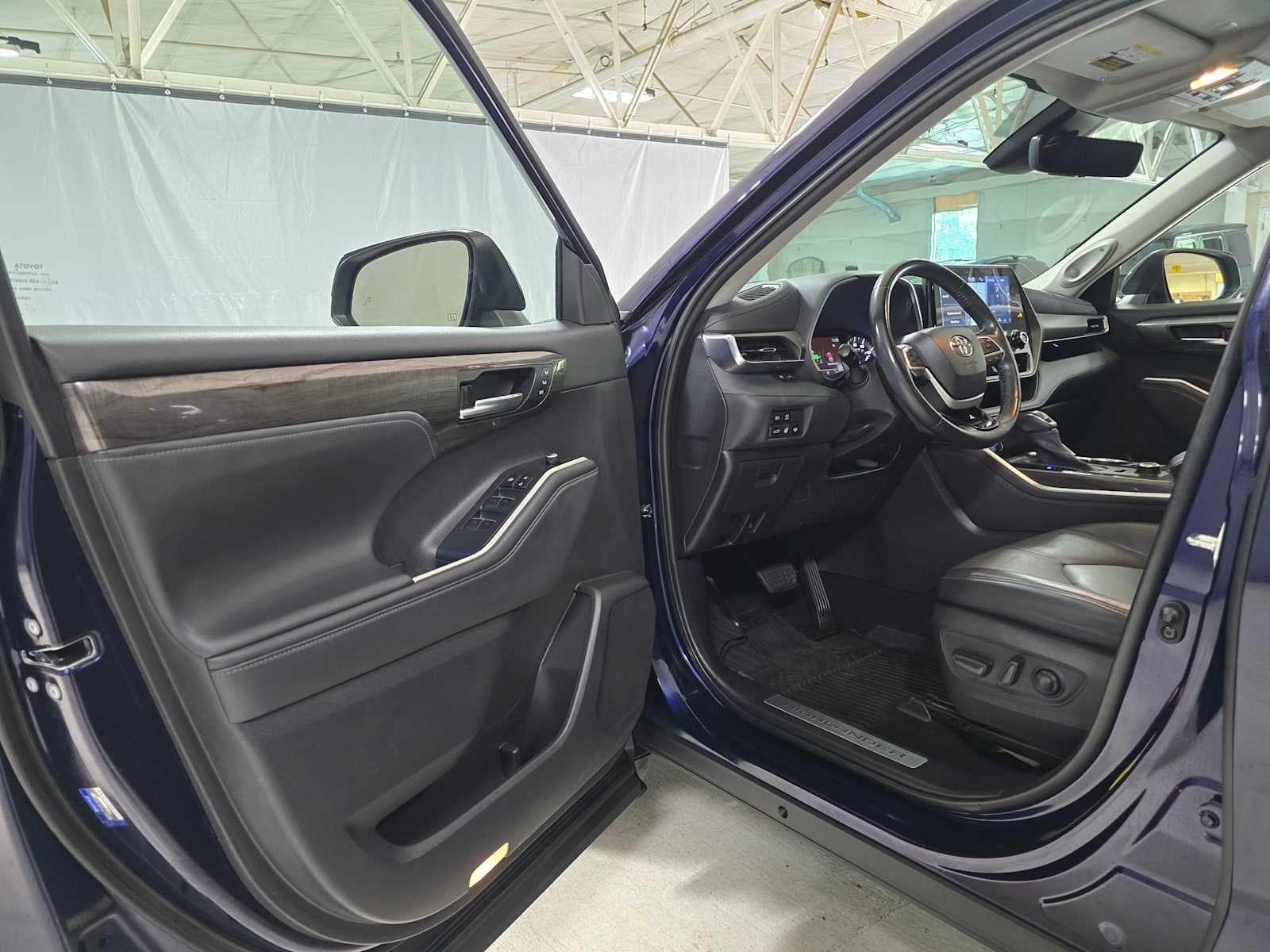 2022 Toyota Highlander Limited