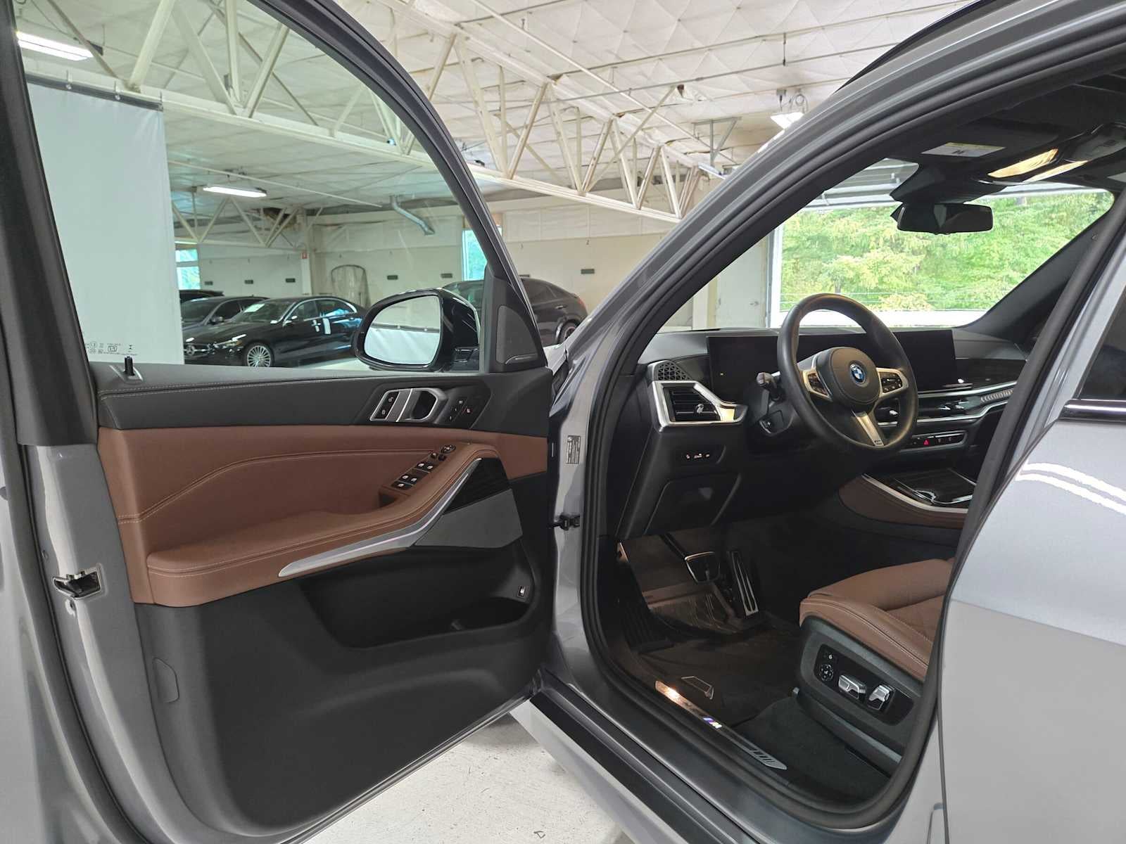 2025 BMW X5 xDrive50e xDrive50e