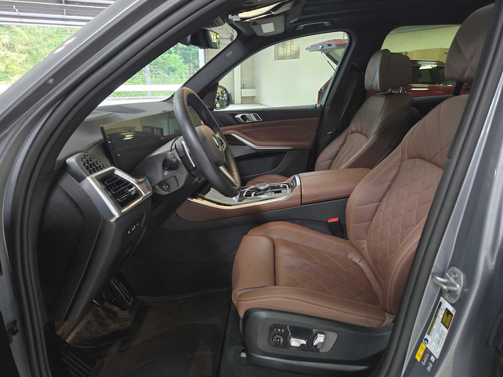 2025 BMW X5 xDrive50e xDrive50e