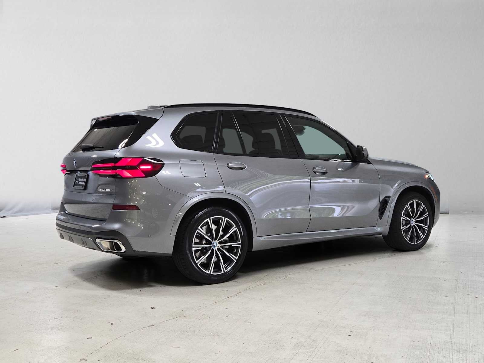 2025 BMW X5 xDrive50e xDrive50e
