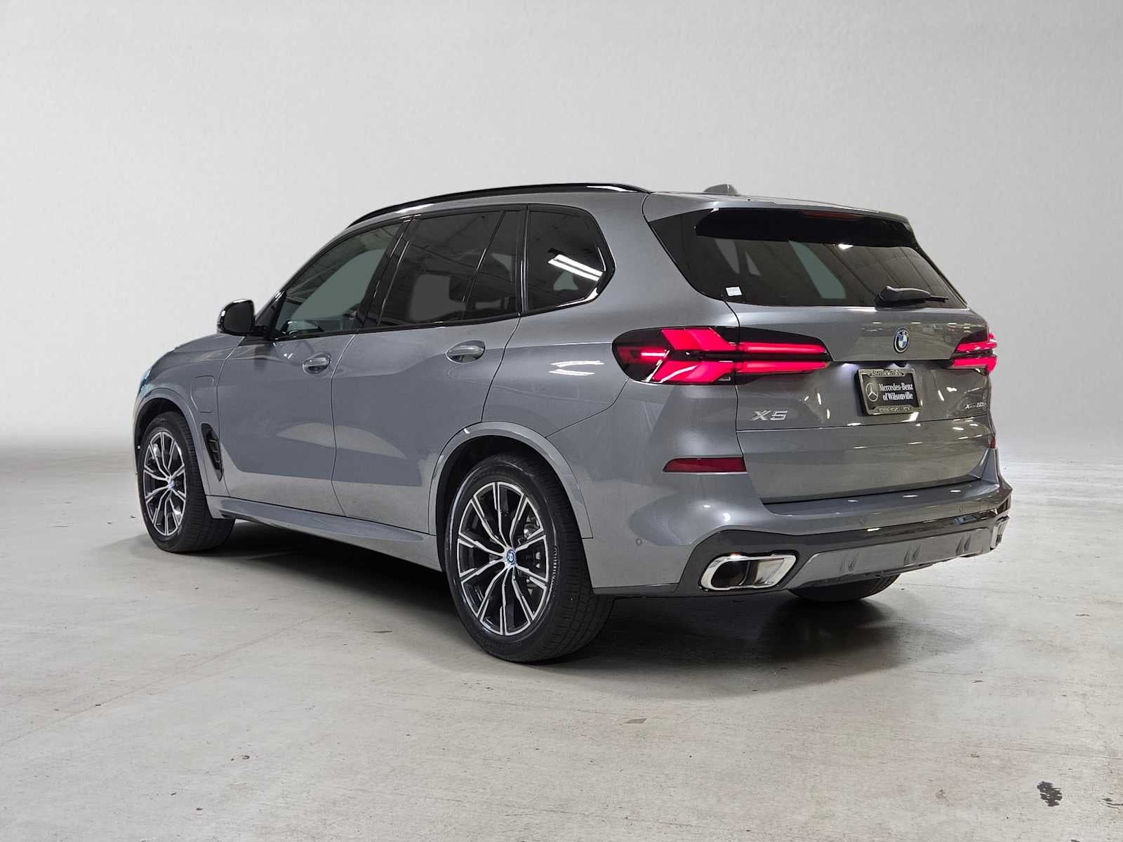 2025 BMW X5 xDrive50e xDrive50e