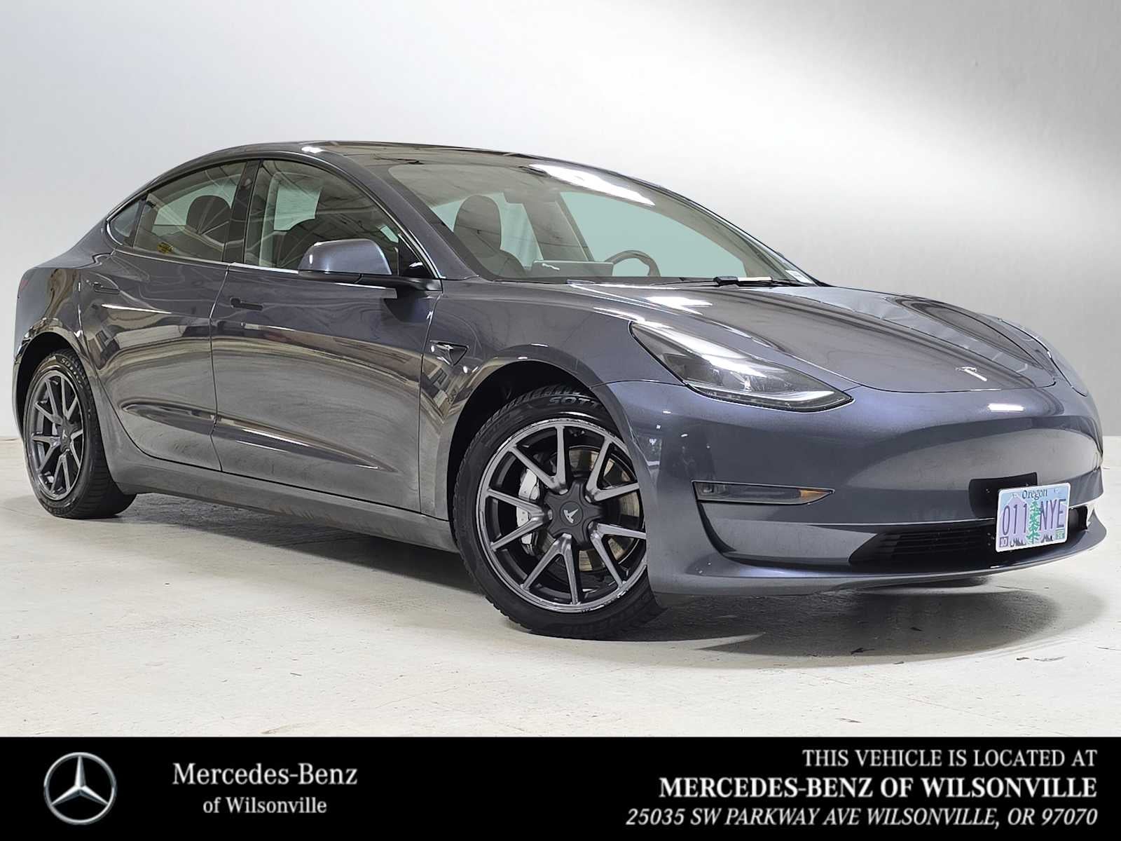 2023 Tesla Model 3 RWD