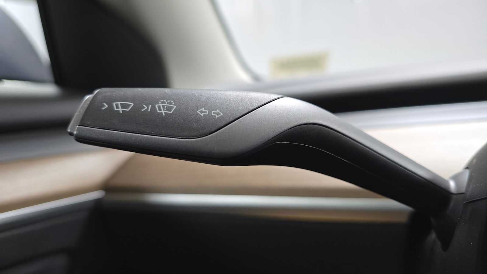 2023 Tesla Model 3 RWD