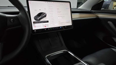2023 Tesla Model 3 RWD