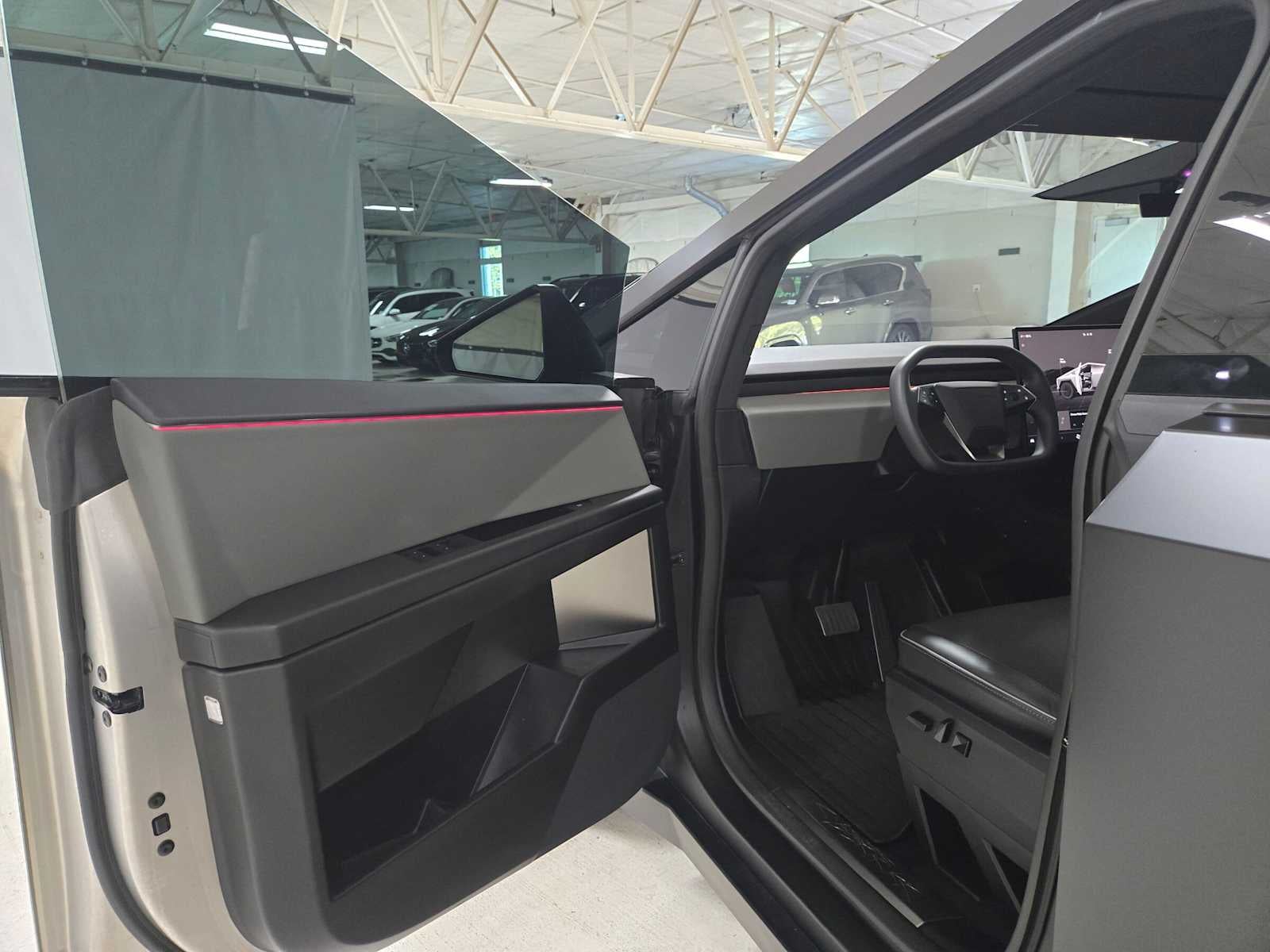 2025 Tesla Cybertruck AWD