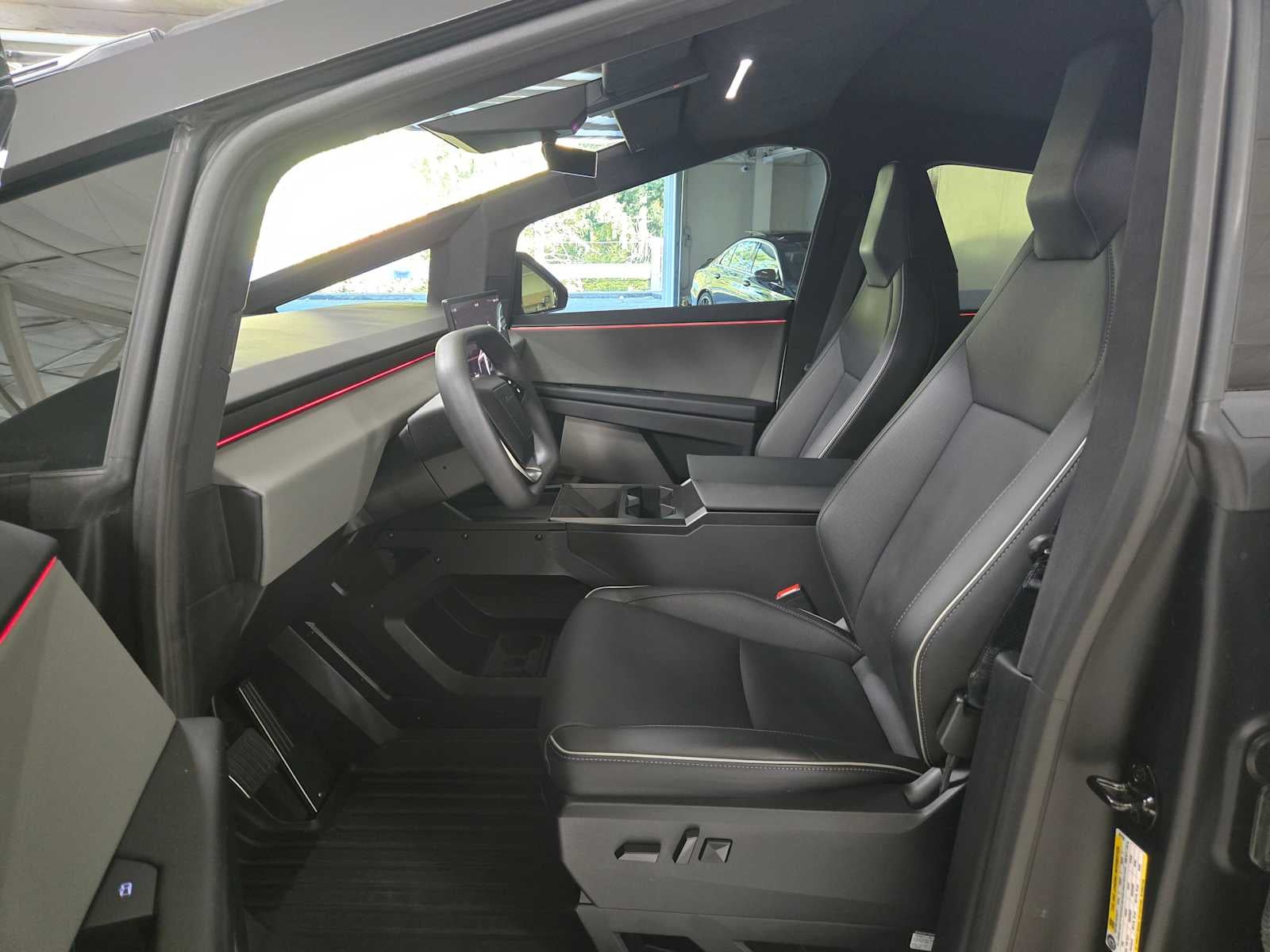 2025 Tesla Cybertruck AWD