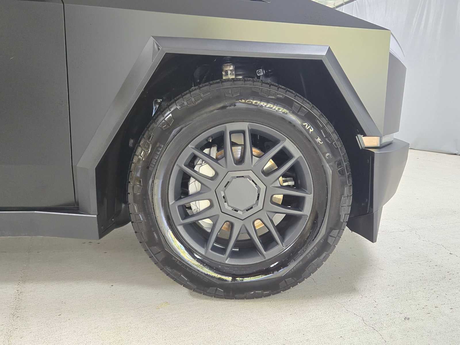 2025 Tesla Cybertruck AWD