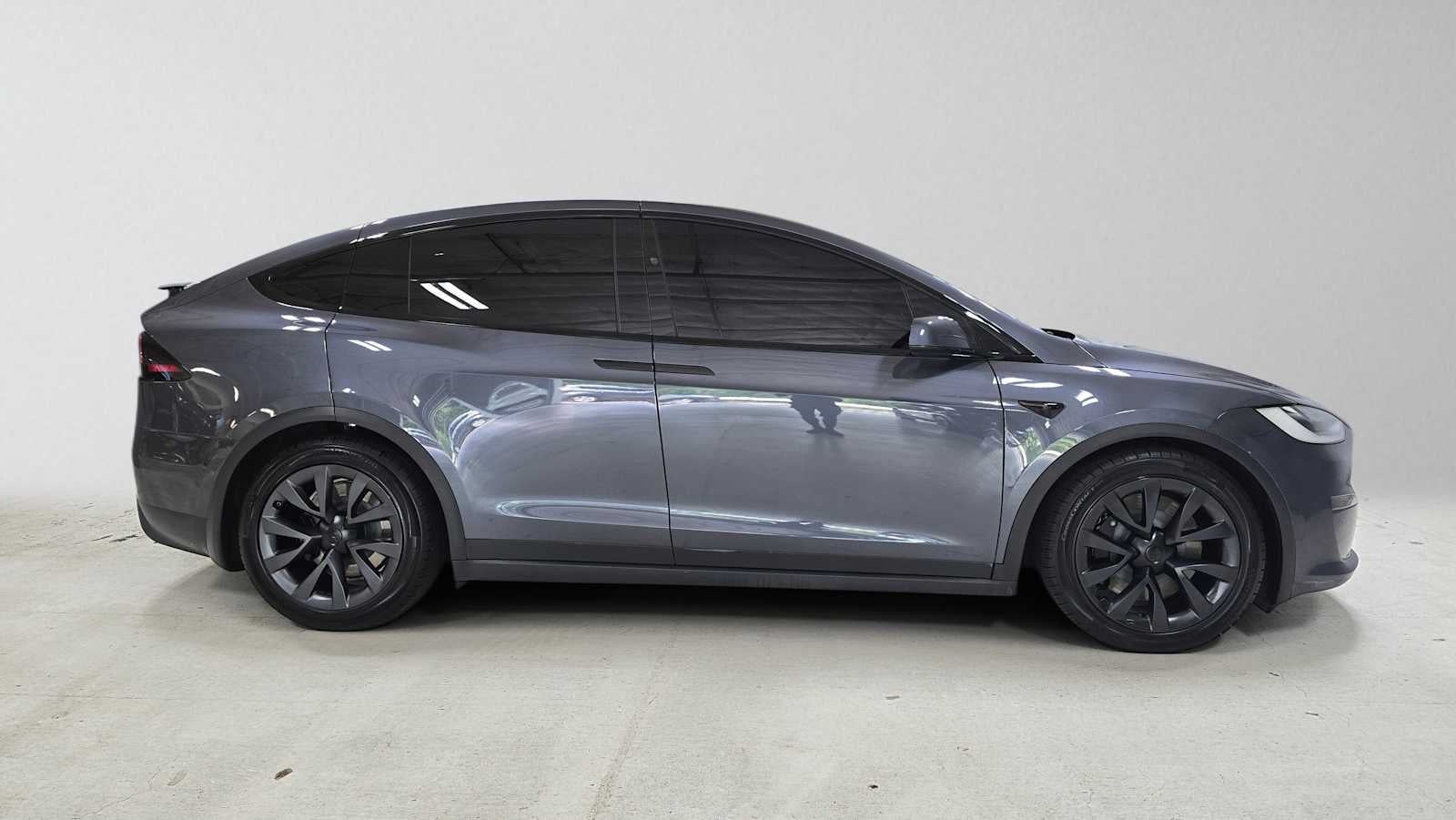 2022 Tesla Model X AWD