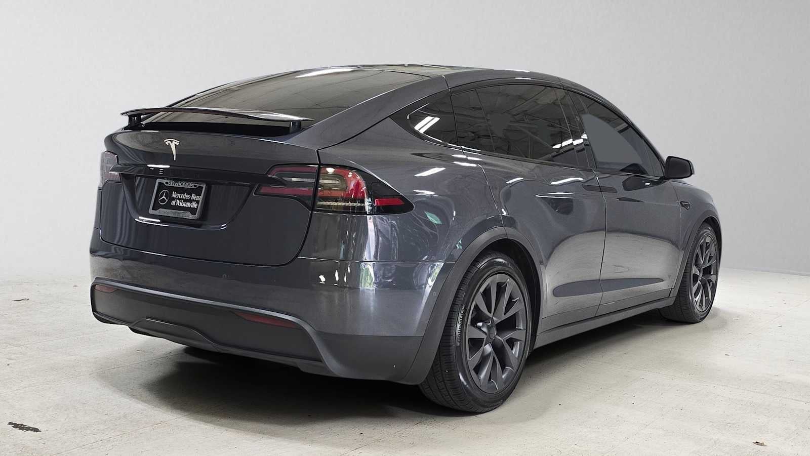 2022 Tesla Model X AWD