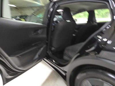 2025 Toyota Prius Plug-In Hybrid SE