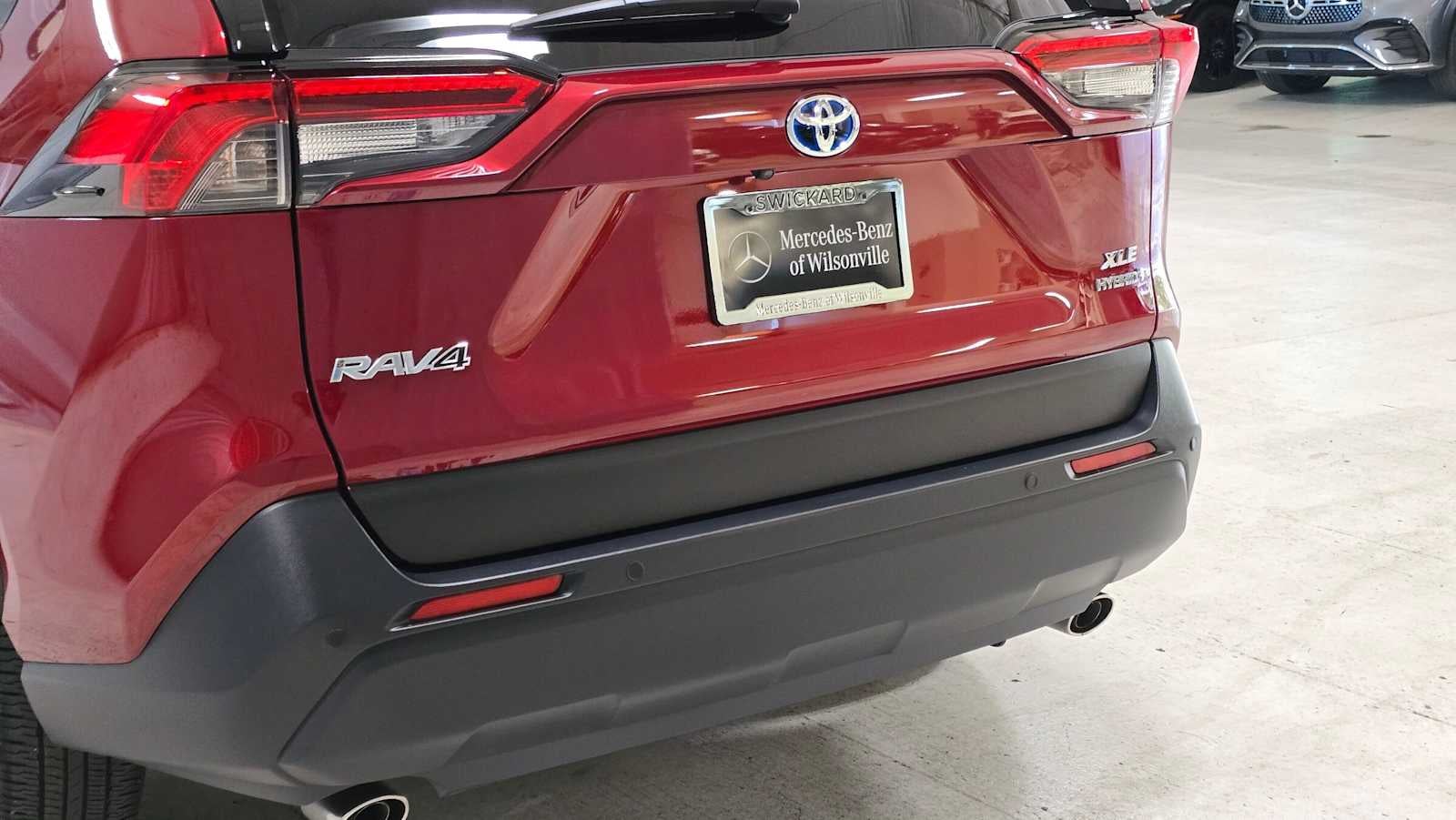 2024 Toyota RAV4 Hybrid XLE Premium