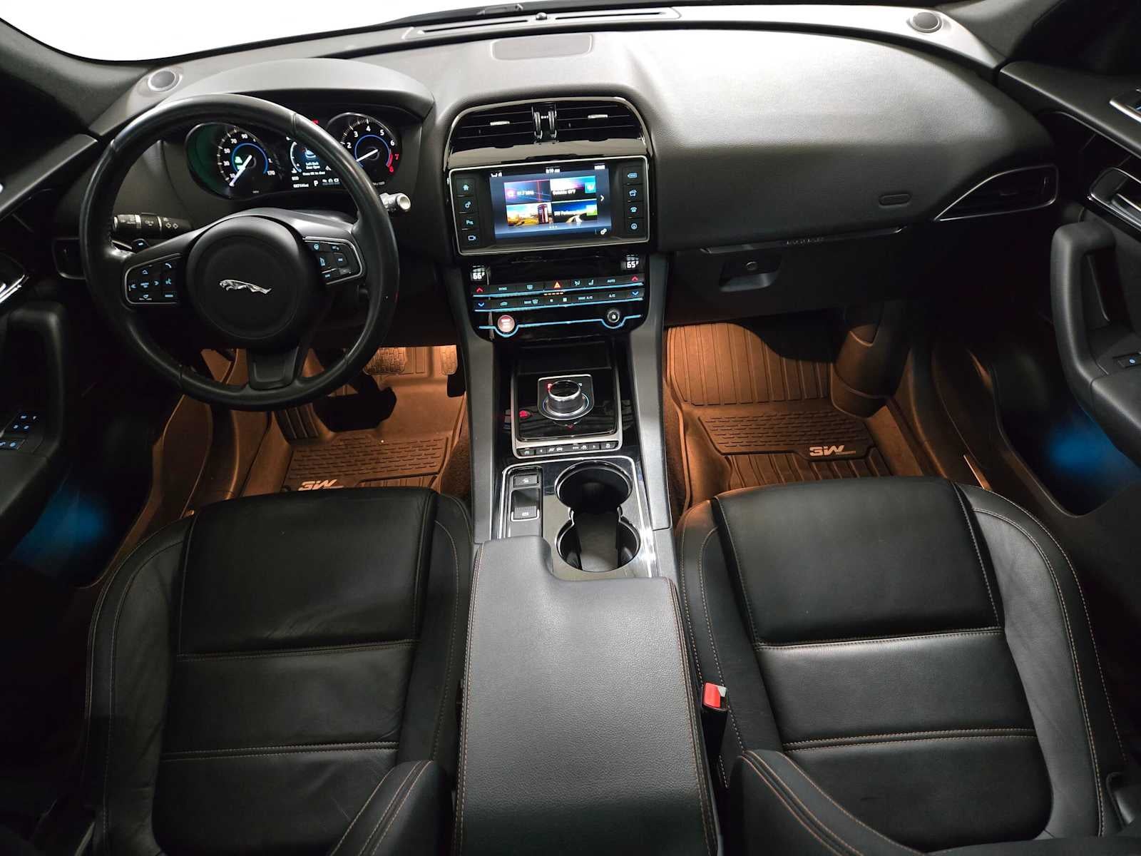 2017 Jaguar F-PACE 35t Prestige