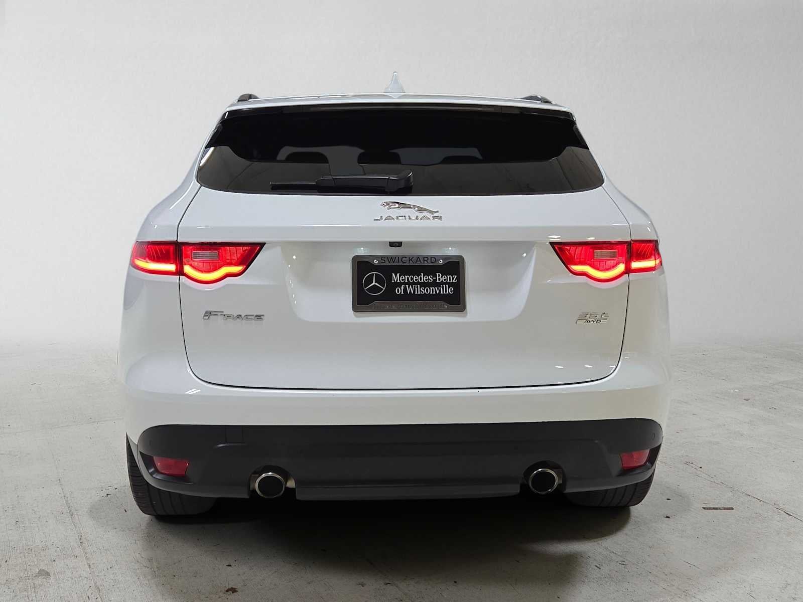2017 Jaguar F-PACE 35t Prestige