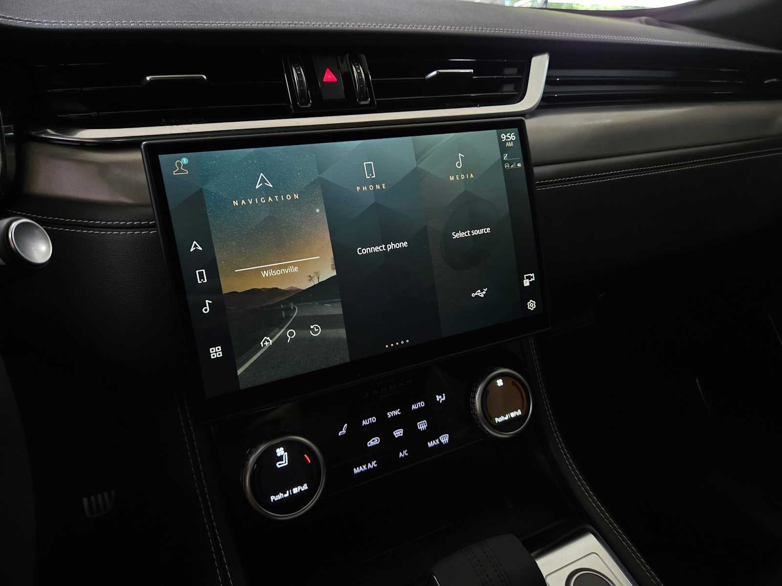 2024 Jaguar F-PACE R-Dynamic S