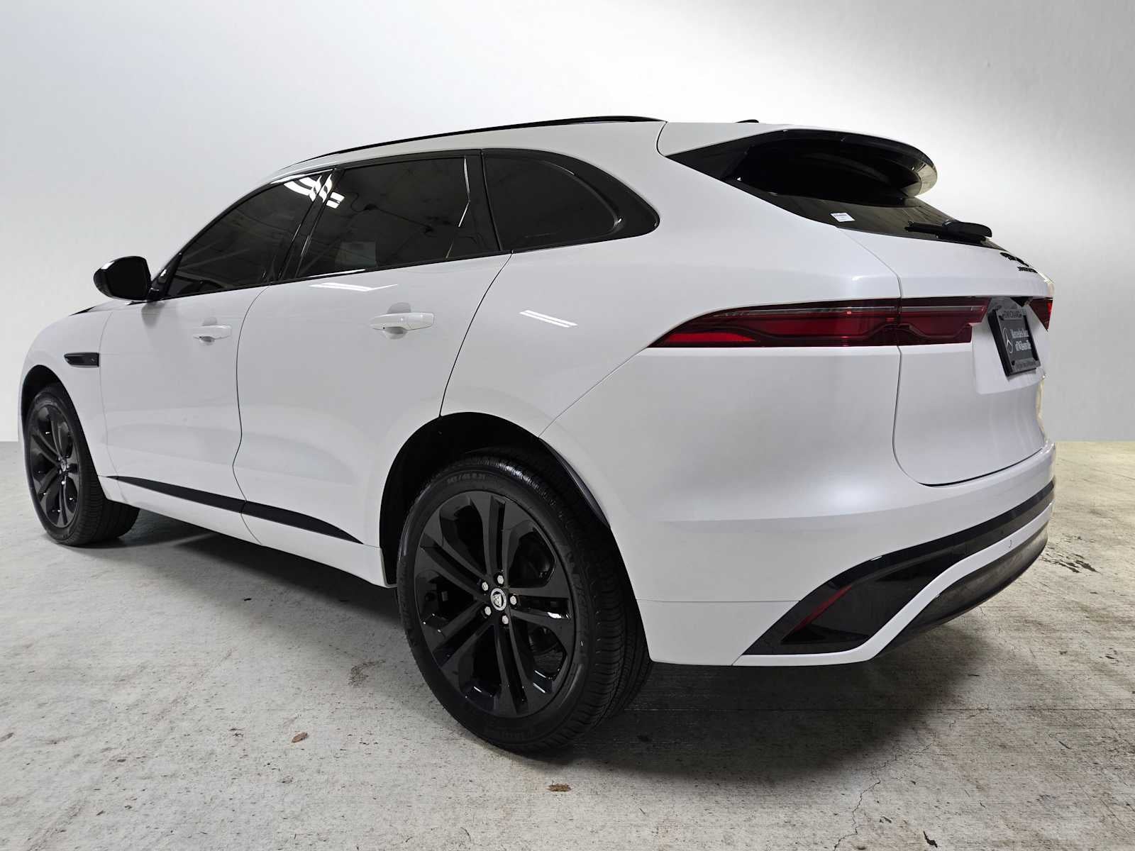 2024 Jaguar F-PACE R-Dynamic S