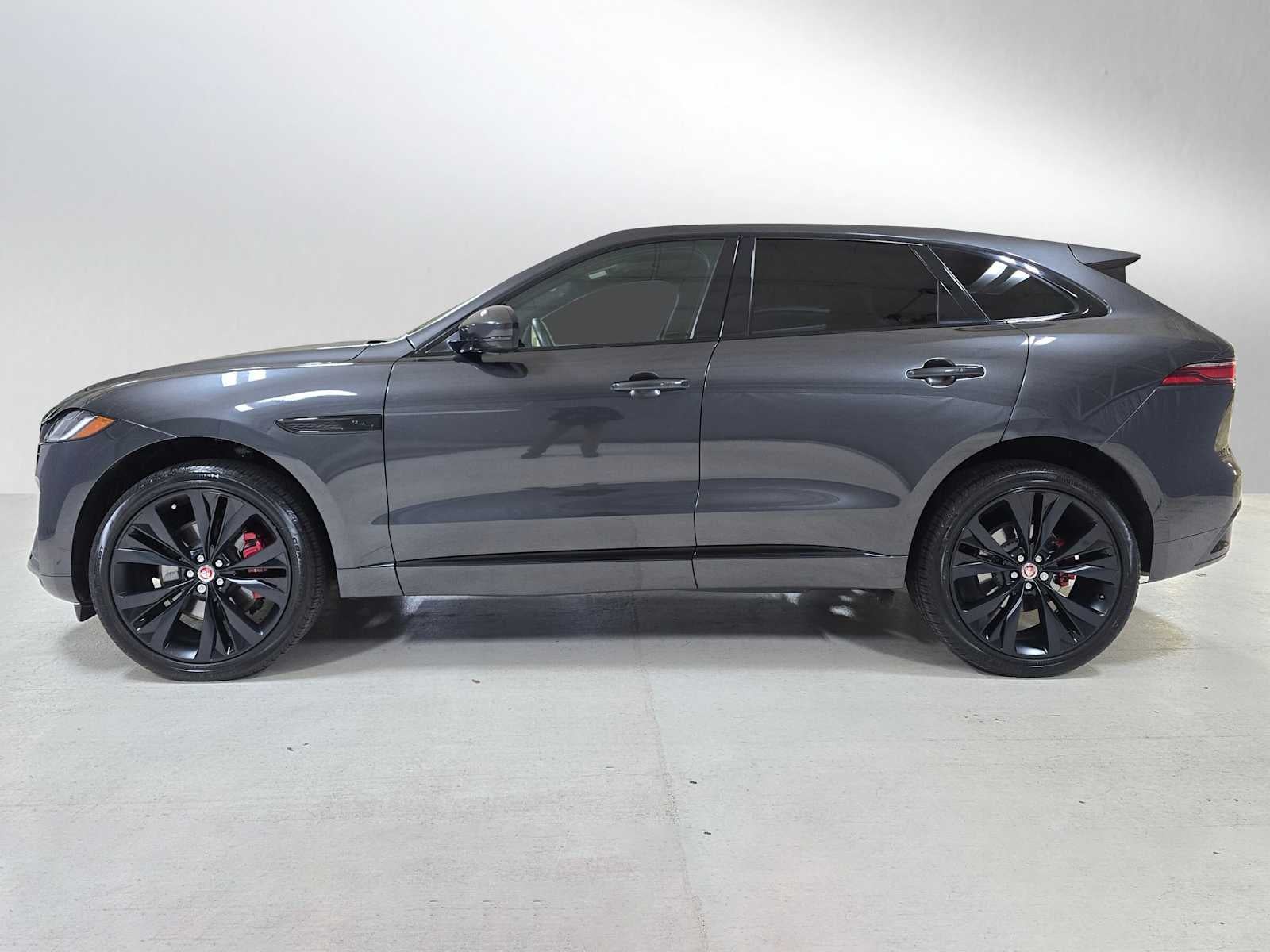 2023 Jaguar F-PACE R-Dynamic S