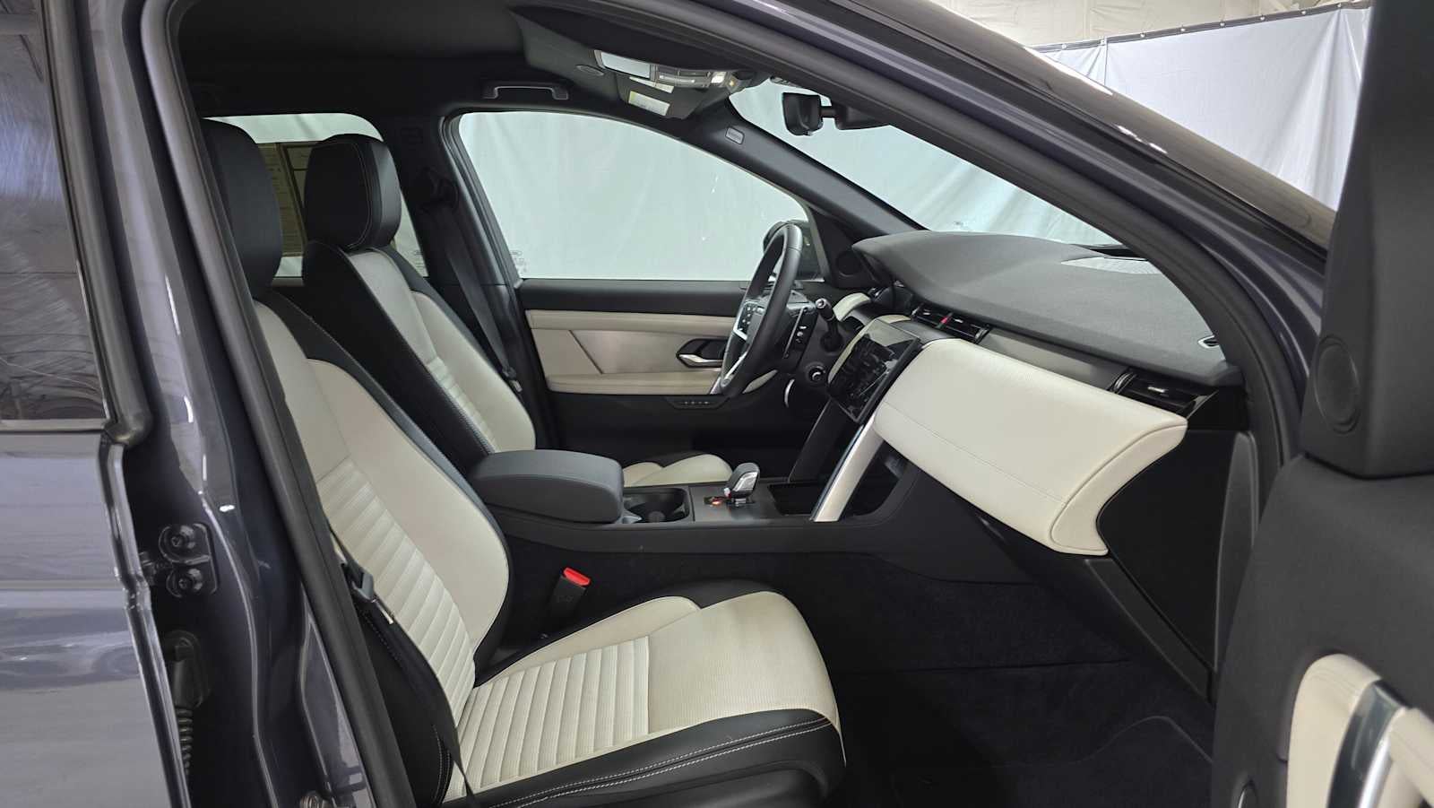 2024 Land Rover Discovery Sport Dynamic SE