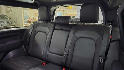 2023 Land Rover Defender X-Dynamic SE