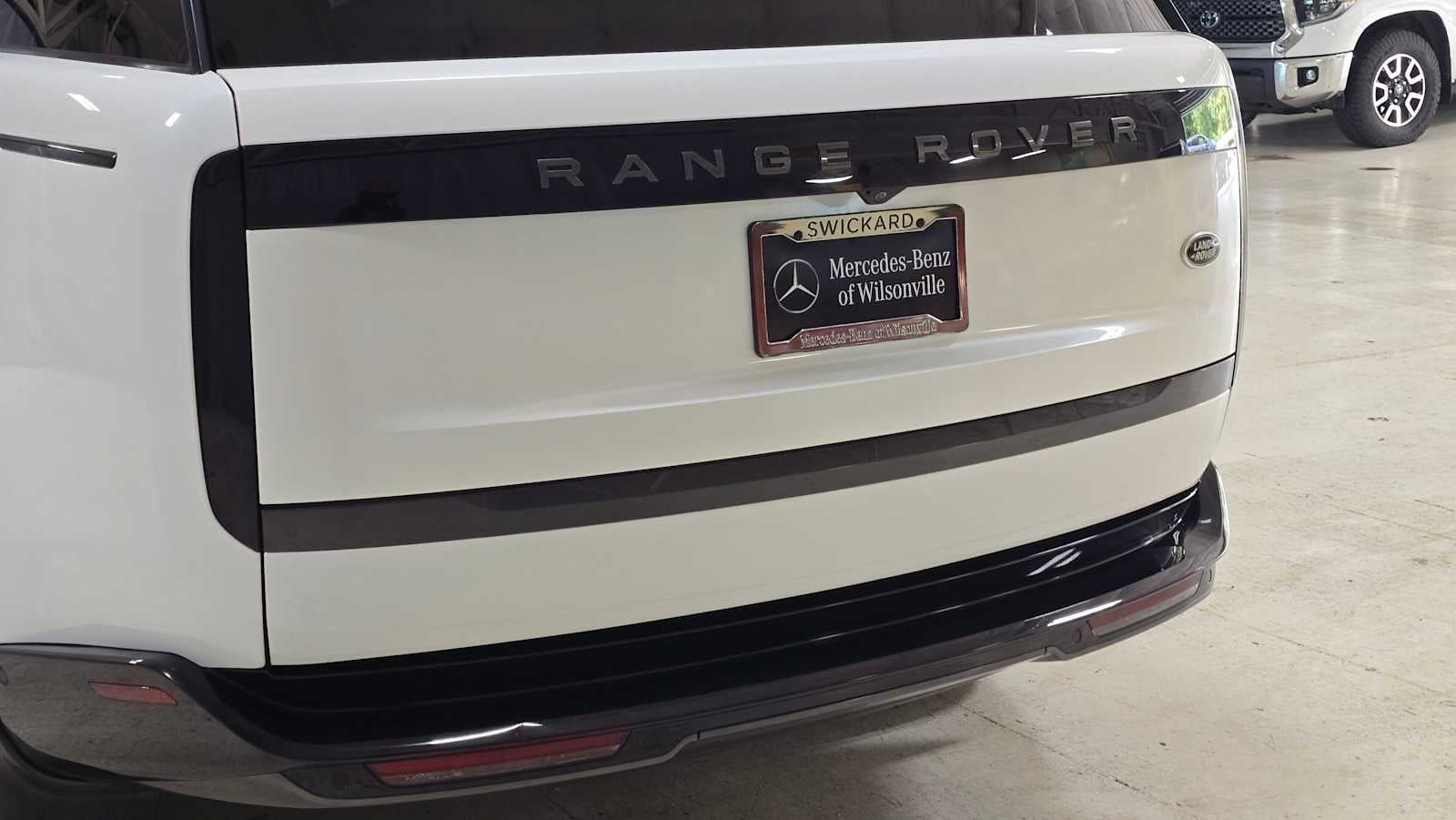 2023 Land Rover Range Rover SE