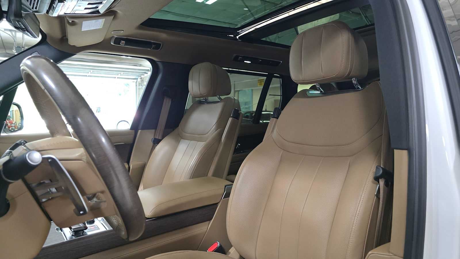 2023 Land Rover Range Rover SE