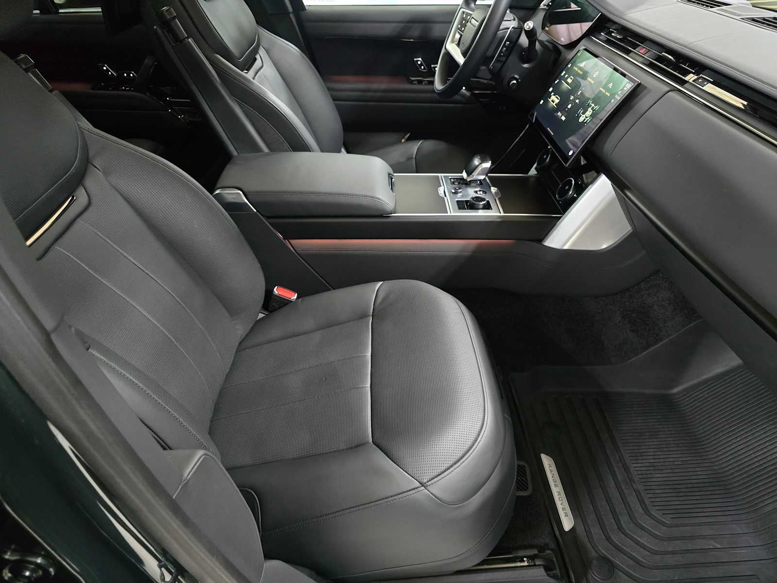 2023 Land Rover Range Rover SV