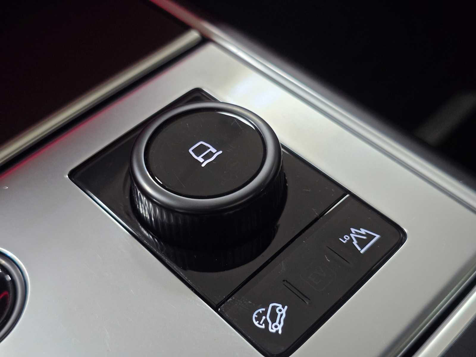 2023 Land Rover Range Rover SV