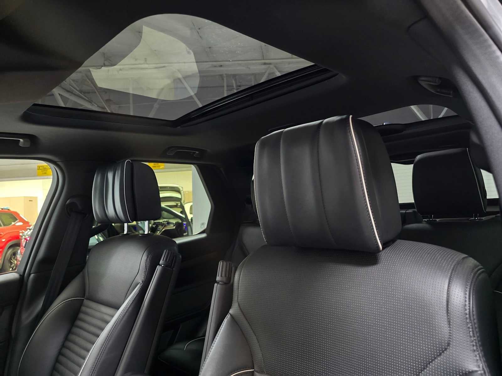2020 Land Rover Discovery HSE Luxury
