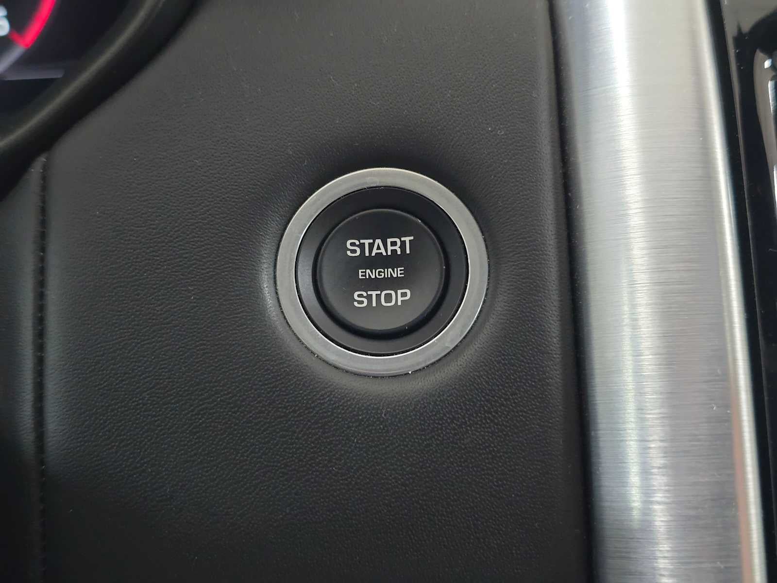 2020 Land Rover Discovery HSE Luxury