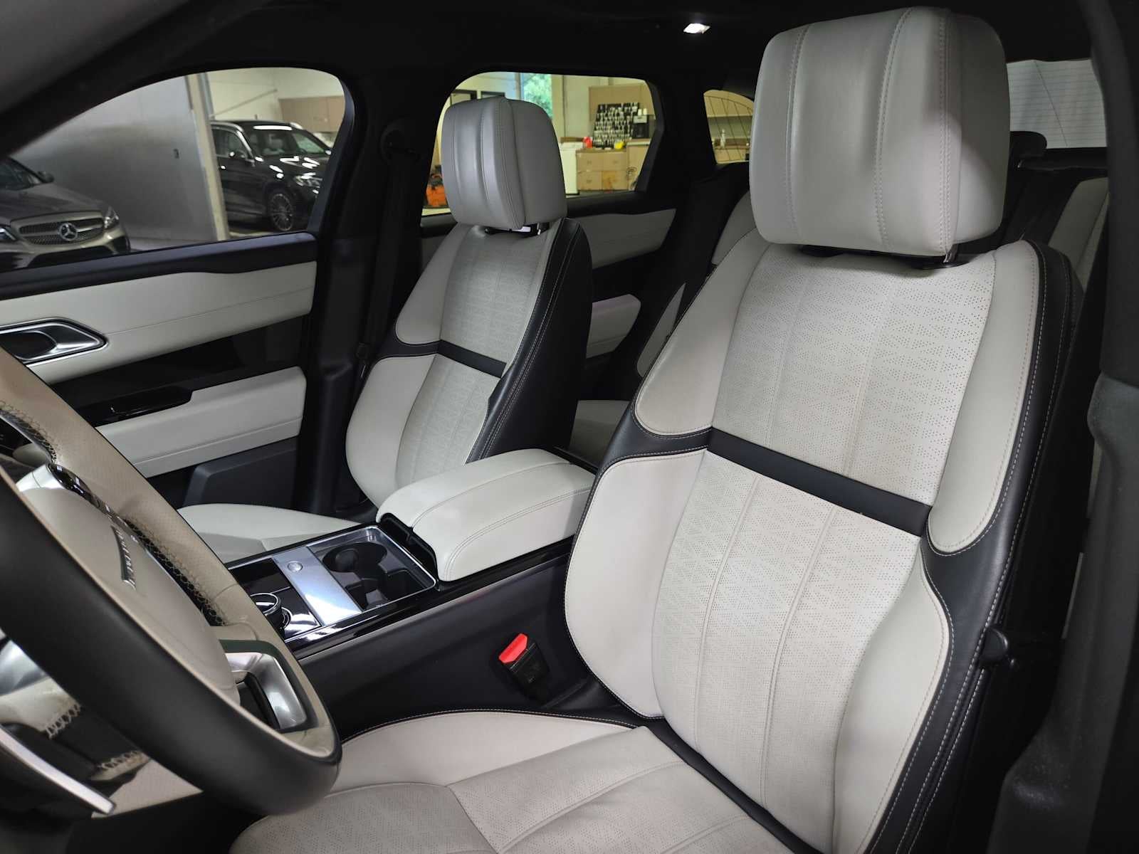 2019 Land Rover Range Rover Velar R-Dynamic HSE