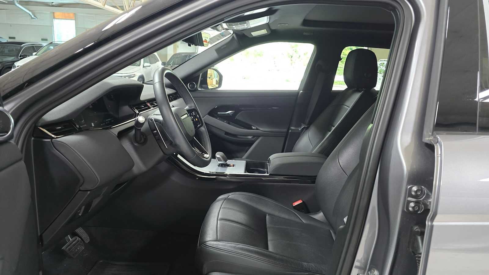 2025 Land Rover Range Rover Evoque Core S