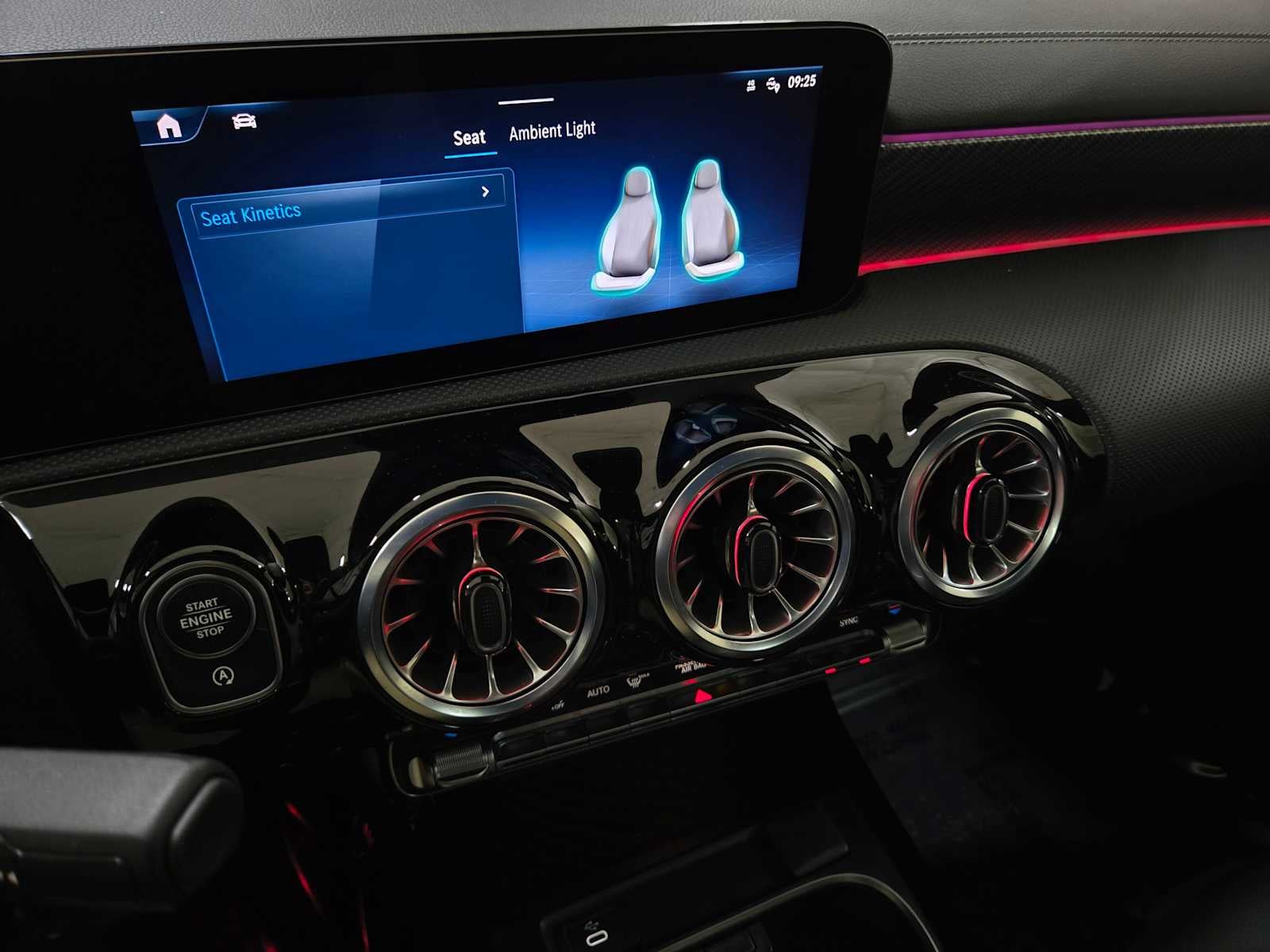 2025 Mercedes-Benz CLA 250 4MATIC® Coupe