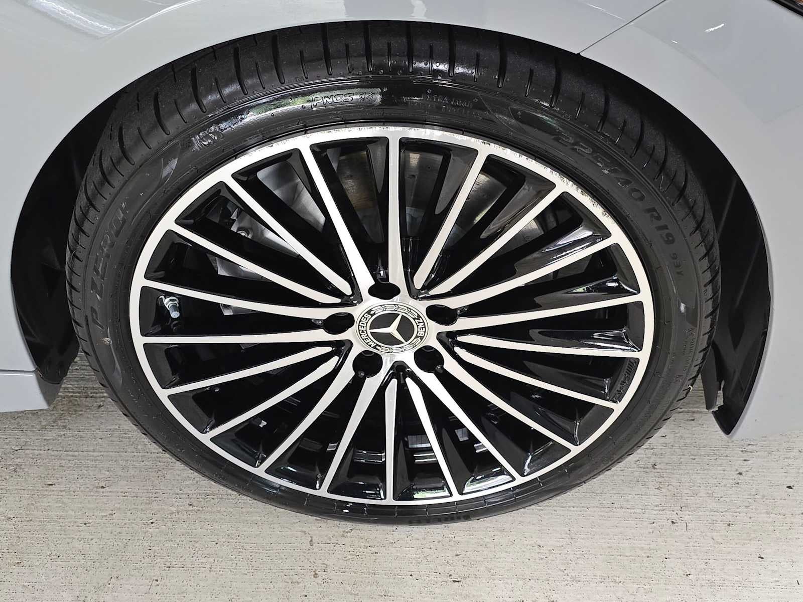 2025 Mercedes-Benz C 300 4MATIC® Sedan