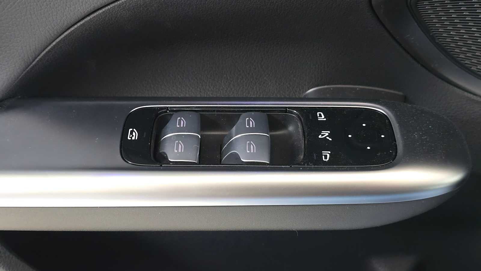 2026 Mercedes-Benz C 300 4MATIC® Sedan